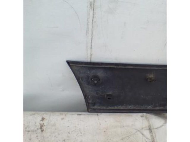 bontott IVECO DAILY Jobb első Ajtó Díszléc