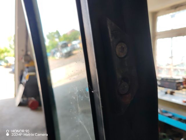 bontott IVECO DAILY Jobb első Ajtó (Részeivel)