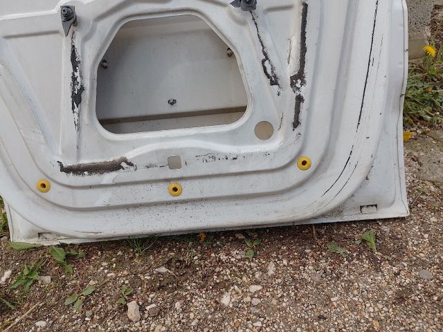 bontott IVECO DAILY Jobb első Ajtó (Üres lemez)