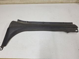 bontott IVECO DAILY Jobb első Belső Küszöb Burkolat