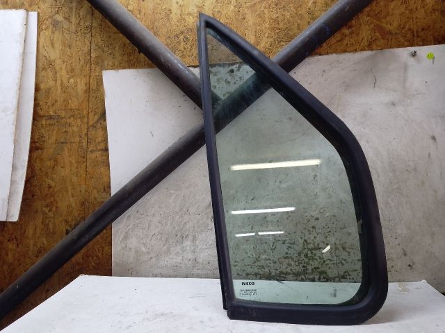 bontott IVECO DAILY Jobb első Fixüveg (Ajtóban)