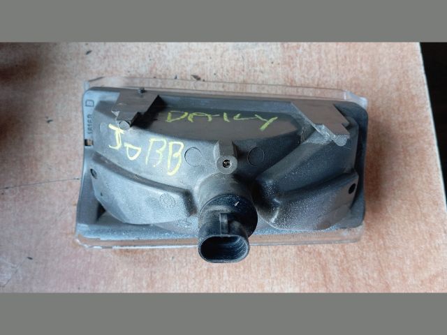 bontott IVECO DAILY Jobb első Irányjelző