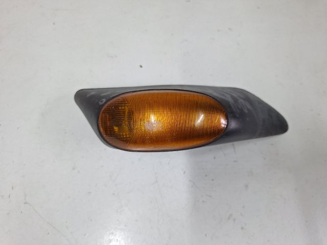 bontott IVECO DAILY Jobb első Sárvédő Irányjelző