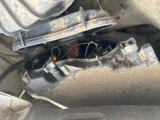 bontott IVECO DAILY Jobb Fényszóró