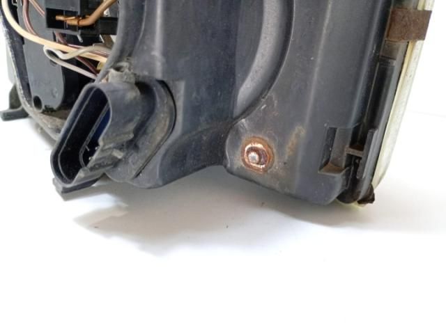 bontott IVECO DAILY Jobb Fényszóró