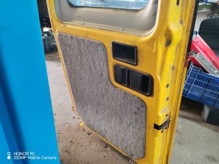 bontott IVECO DAILY Jobb hátsó Ajtó (Részeivel)
