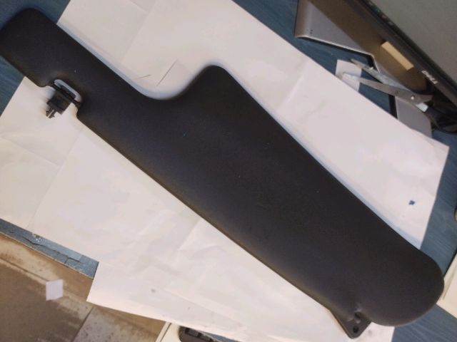 bontott IVECO DAILY Jobb Napellenző