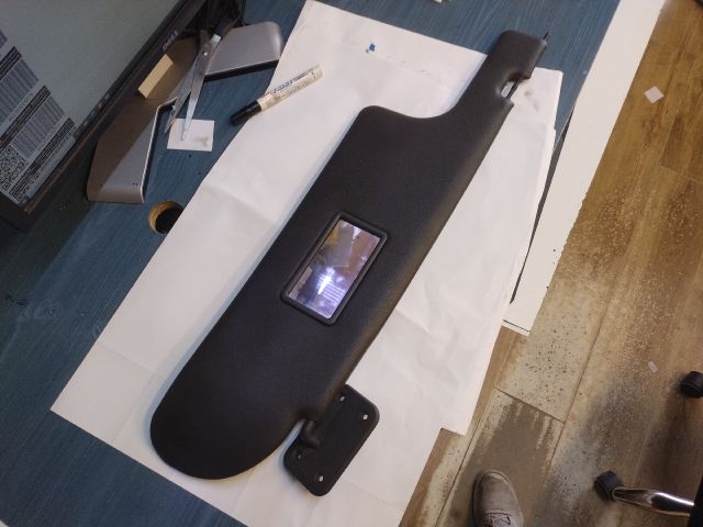 bontott IVECO DAILY Jobb Napellenző