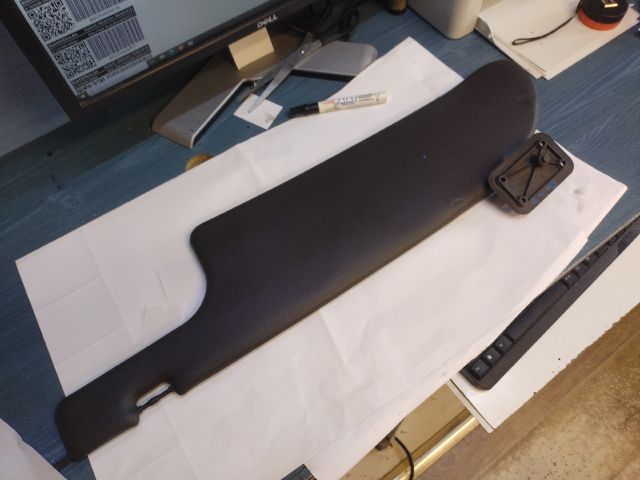 bontott IVECO DAILY Jobb Napellenző