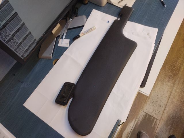 bontott IVECO DAILY Jobb Napellenző