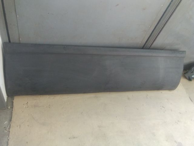 bontott IVECO DAILY Jobb Tolóajtó Díszléc