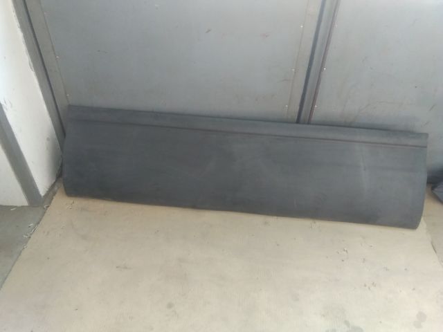 bontott IVECO DAILY Jobb Tolóajtó Díszléc