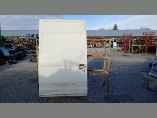 bontott IVECO DAILY Jobb Tolóajtó (Részeivel)