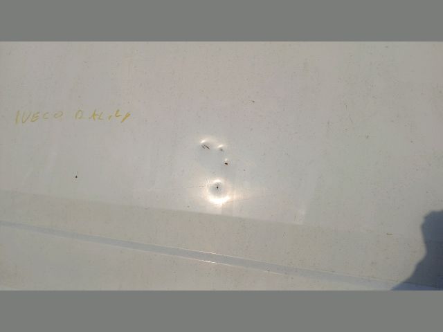 bontott IVECO DAILY Jobb Tolóajtó (Részeivel)