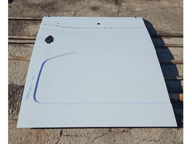 bontott IVECO DAILY Jobb Tolóajtó (Üres lemez)