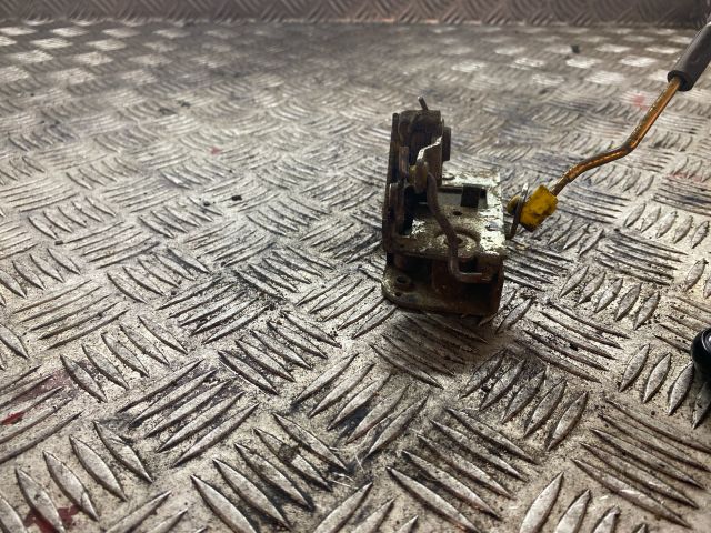 bontott IVECO DAILY Jobb Tolóajtó Zárszerkezet