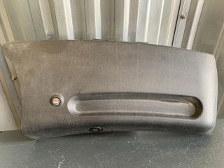 bontott IVECO DAILY Kesztyűtartó