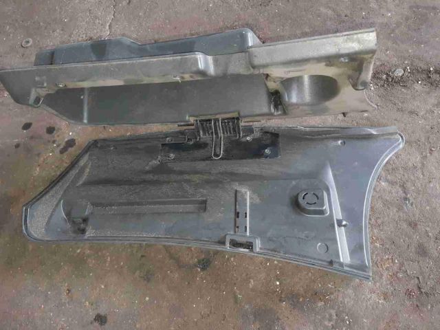 bontott IVECO DAILY Kesztyűtartó