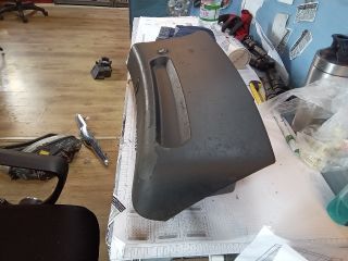 bontott IVECO DAILY Kesztyűtartó