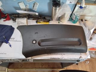 bontott IVECO DAILY Kesztyűtartó