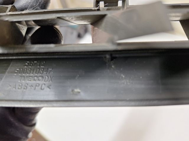 bontott IVECO DAILY Légbeömlő