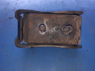 bontott IVECO DAILY Motor Tartó Bak Jobb