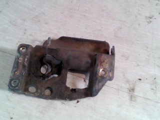 bontott IVECO DAILY Motorháztető Zárszerkezet