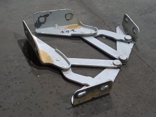 bontott IVECO DAILY Motorháztető Zsanér Pár