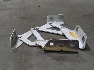 bontott IVECO DAILY Motorháztető Zsanér Pár