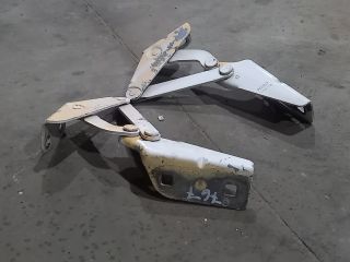 bontott IVECO DAILY Motorháztető Zsanér Pár