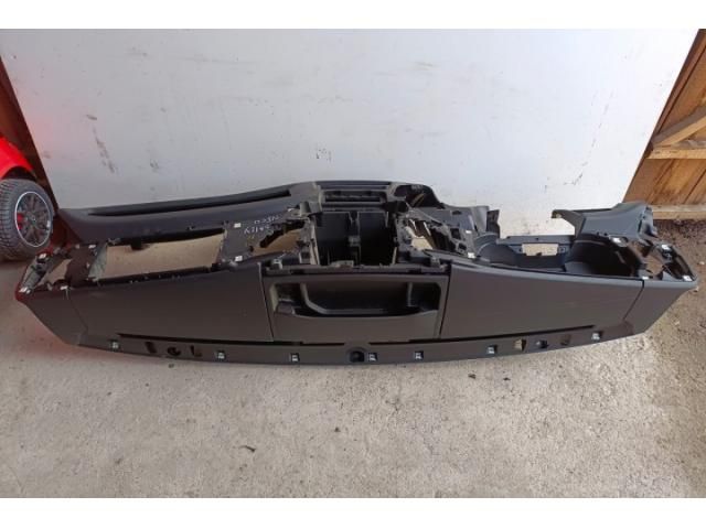 bontott IVECO DAILY Műszerfal Héj