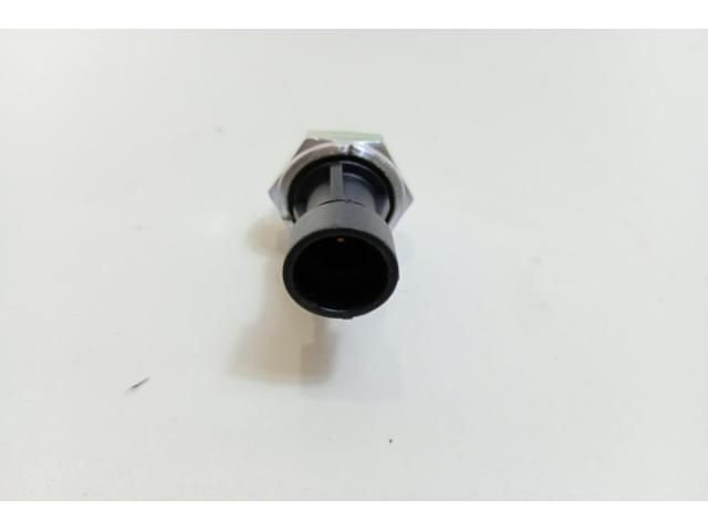 bontott IVECO DAILY Olajnyomás Jeladó