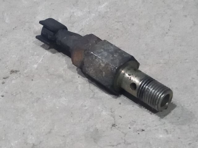 bontott IVECO DAILY Olajnyomás Jeladó