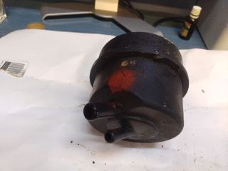 bontott IVECO DAILY Szervóolaj Tartály