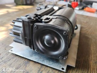 bontott IVECO DAILY Szintszabályzó Kompresszor