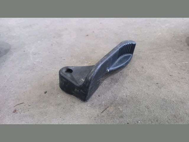 bontott IVECO DAILY Tolóajtó Belső Kilincs