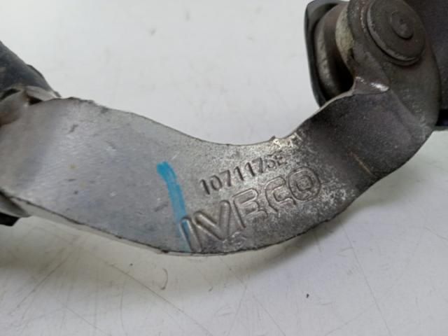 bontott IVECO DAILY Tolóajtó Sín Görgő