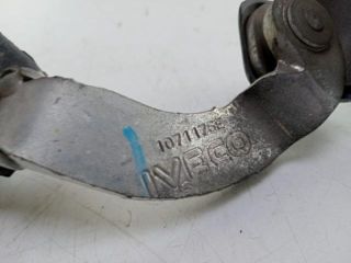 bontott IVECO DAILY Tolóajtó Sín Görgő