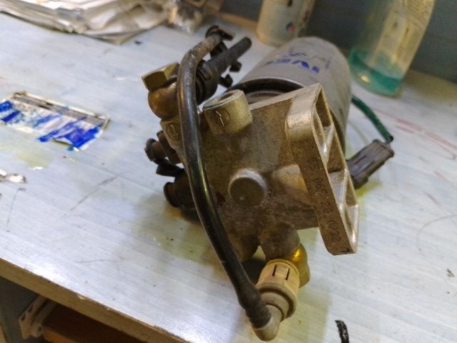 bontott IVECO DAILY Üzemanyagszűrő Ház