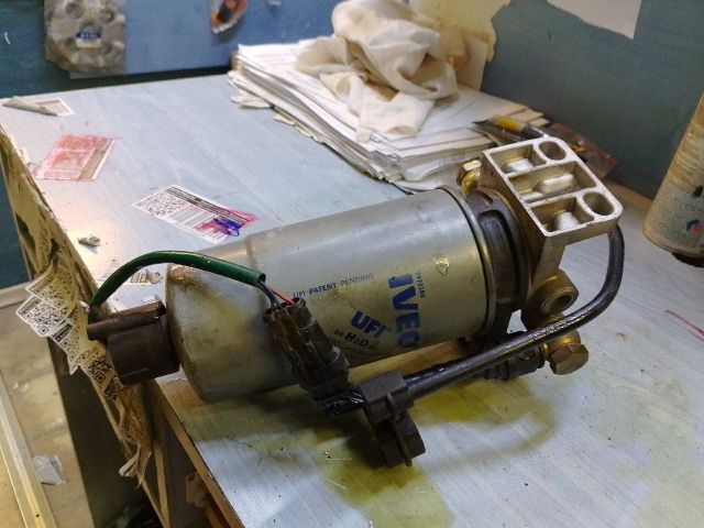 bontott IVECO DAILY Üzemanyagszűrő Ház