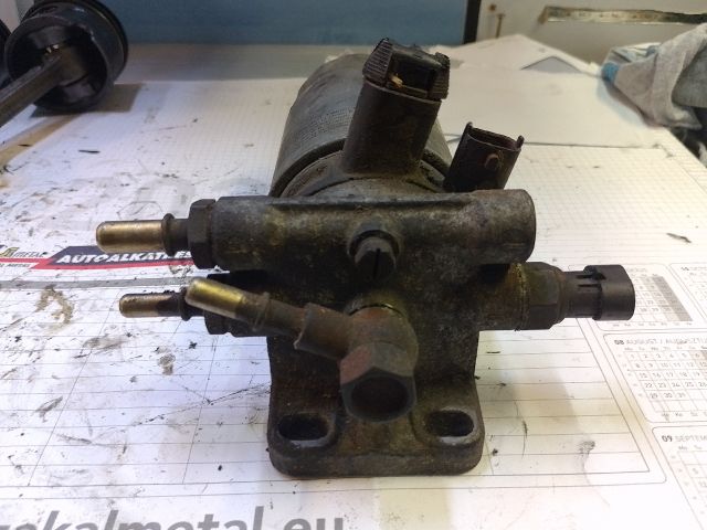 bontott IVECO DAILY Üzemanyagszűrő Ház