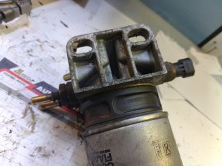 bontott IVECO DAILY Üzemanyagszűrő Ház