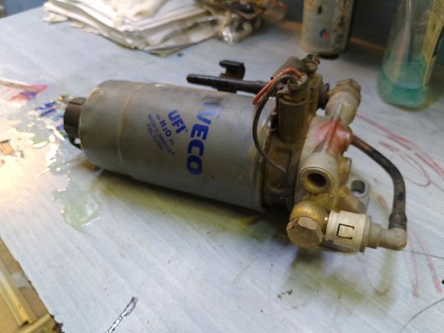 bontott IVECO DAILY Üzemanyagszűrő Ház