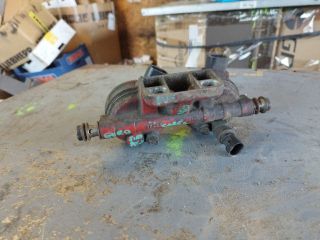 bontott IVECO EuroCargo Gázolajszűrő Ház