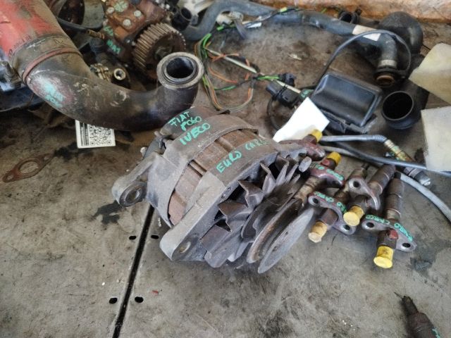 bontott IVECO EuroCargo Generátor