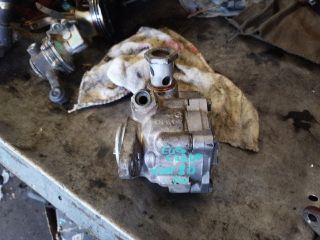 bontott IVECO EuroCargo Kormányszervó Motor (Hidraulikus)