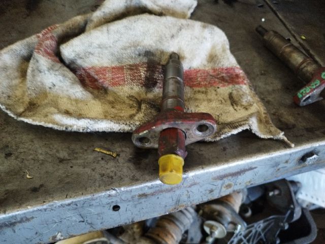 bontott IVECO EuroCargo Porlasztó (1 db)