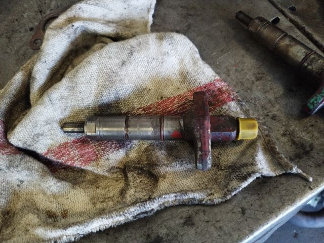 bontott IVECO EuroCargo Porlasztó (1 db)