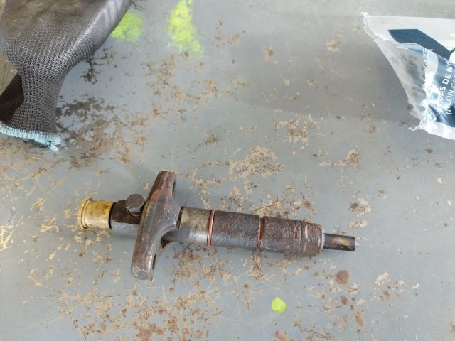 bontott IVECO EuroCargo Porlasztó (1 db)