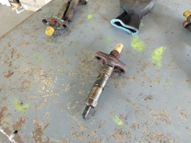 bontott IVECO EuroCargo Porlasztó (1 db)